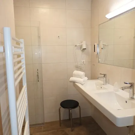 Hohe Tauern Otel Matrei in Osttirol